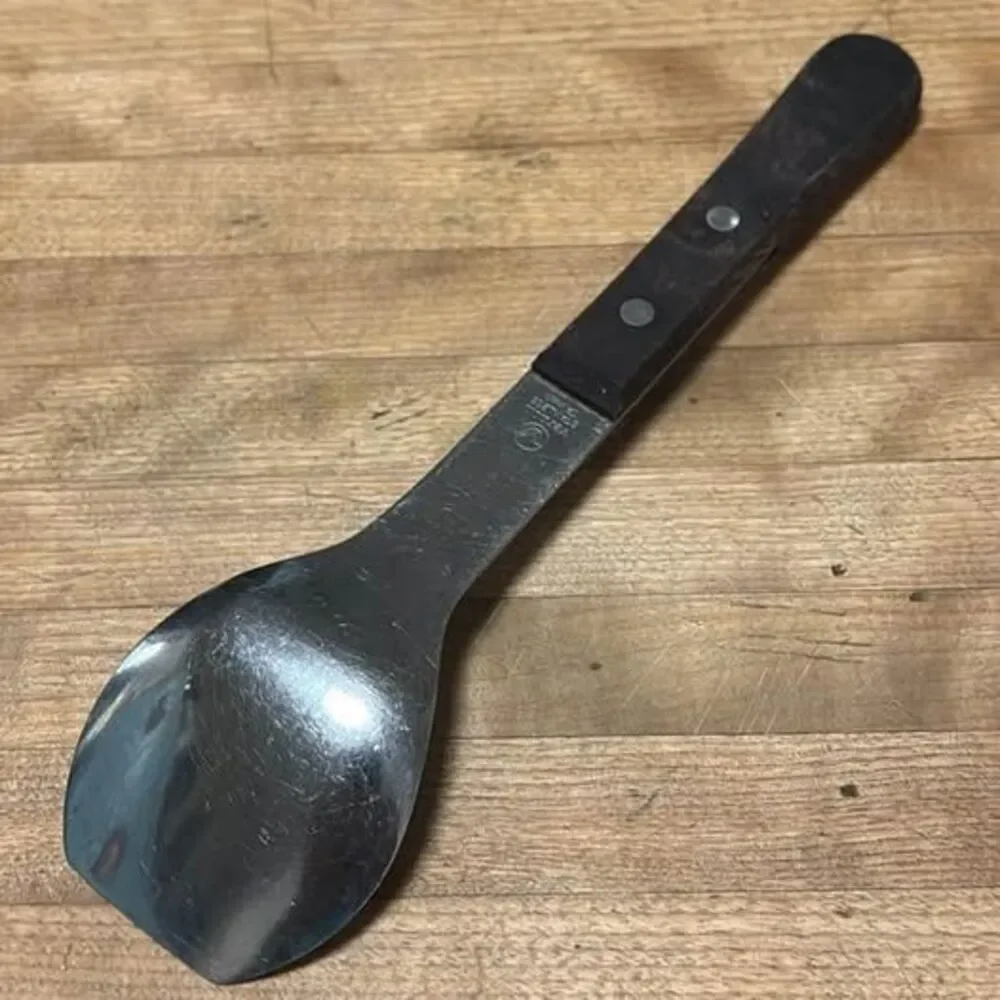 Vintage Braum's Ice Cream Spade scoop